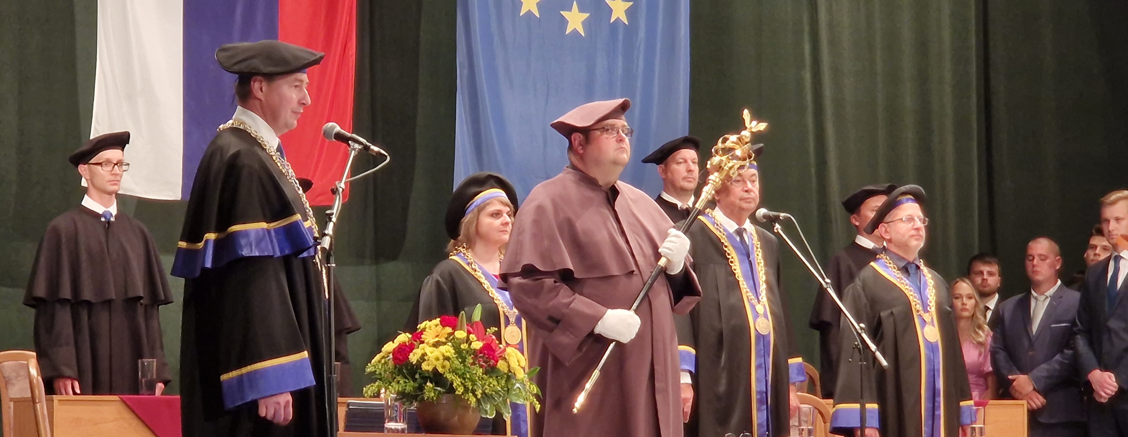 Slávnostná promócia absolventov bakalárskeho štúdia 21.06.2023